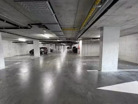 ondergrondse autostaanplaats garden view - zellik