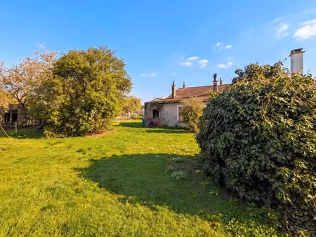 vente terrain 1000 m² à osny (95520)  329 000 €
