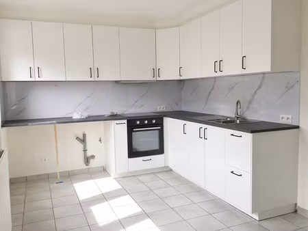 appartement à louer à mechelen-aan-de-maas € 1.000 (lnfnd) - maasmechelen | zimmo