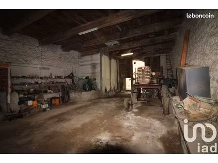 maison familiale 1 pièce 400 m²