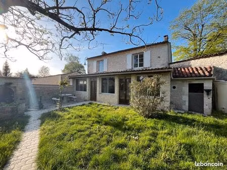 maison 5 pièces 157 m²