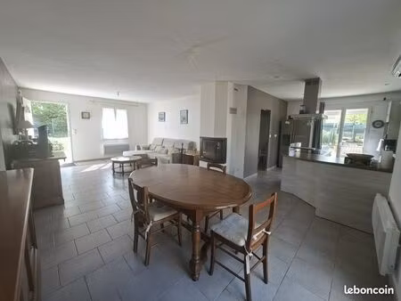 maison 6 pièces 92 m²