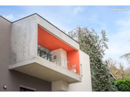 duplex 5 pièces 138 m²