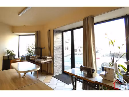 vente locaux professionnels 3 pièces 98 m² à perigueux (24000)  107 000 €