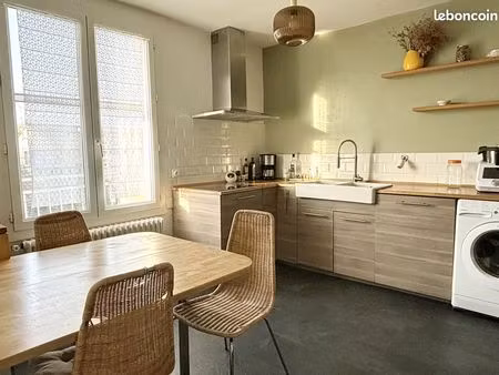 maison 7 pièces 156 m²