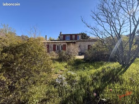 villa 7 pièces 159 m²