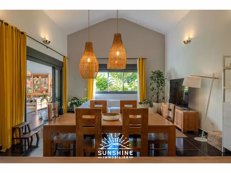 en exclusivité – villa de standing  plain-pied  piscine et dépendance la montagne  sunshin