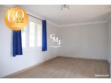 studio 1 pièce 30 m²