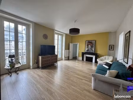 appartement 4 pièces 160 m²