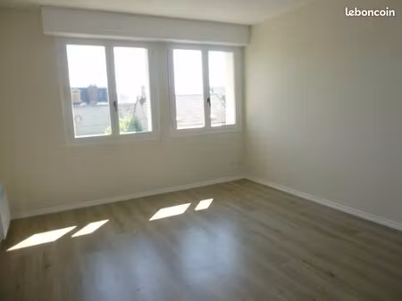 appartement f3 à ay 9 place allende