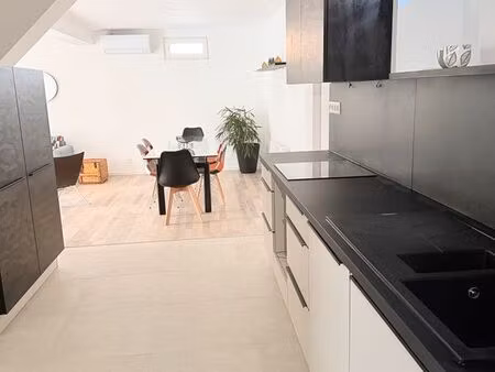 quartier sainte marie  appartement t3 en rez-de-jardin privatif