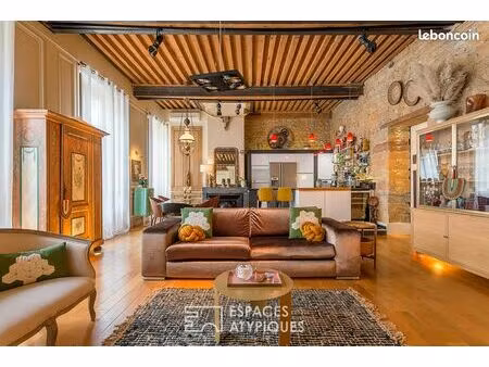 appartement 3 pièces 124 m²