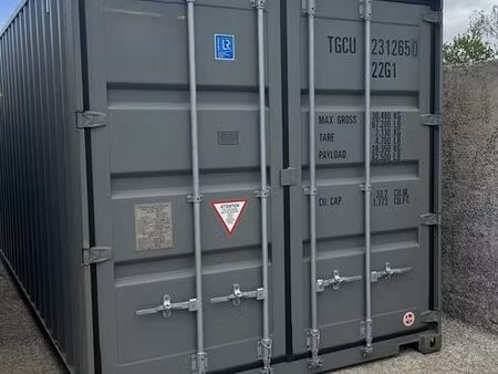 box de stockage 14m²