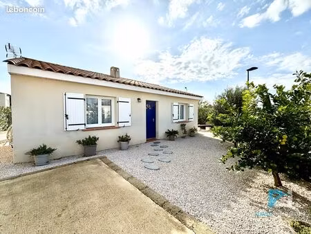 villa 4 pièces 77 m²