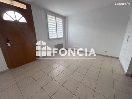 appartement 2 pièces 39.04m² à louer 735 - charny 77410