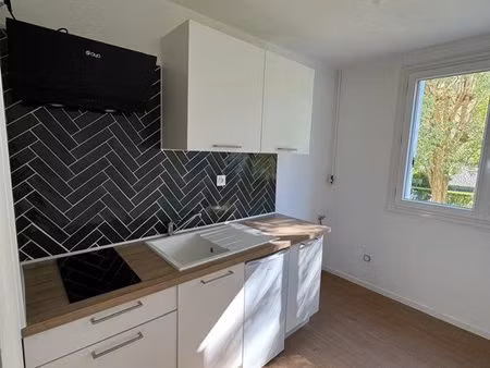 location - appartement t2 la riche botanique