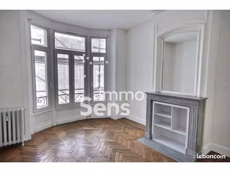 appartement 4 pièces 91 m²