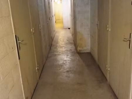 cave a louer paris 14