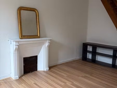 t3 de caractère quimper centre