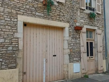 location maison de ville