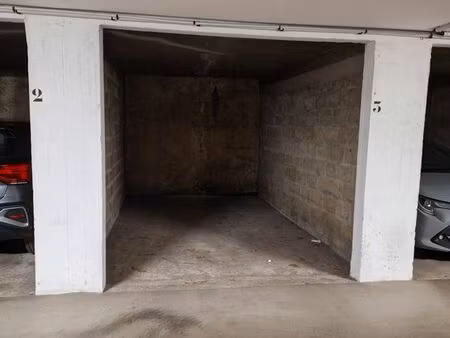 parking à louer