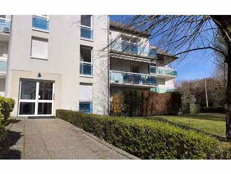 location appartement  m² t-2 à beaugency  615 €