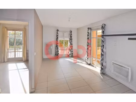 appartement saint-fons 46 m² t-2 à vendre  145 000 €