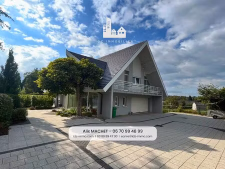 villa avec ascenseur exceptionnelle de 297 m2 sur les hauteurs d