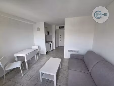 location studio meublé 19.80 m² situé à nice centre thiers