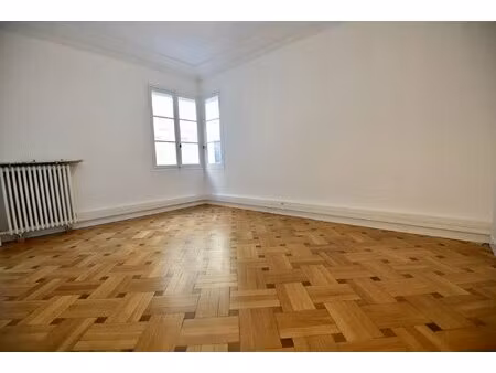 bureaux de 3 pièces