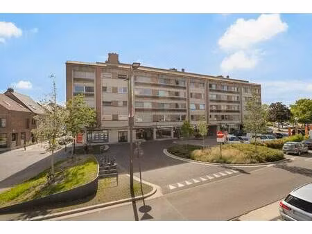 appartement te koop in bree met 3 slaapkamers