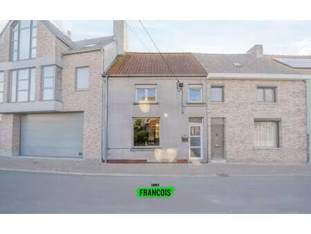 huis te koop in gistel met 2 slaapkamers