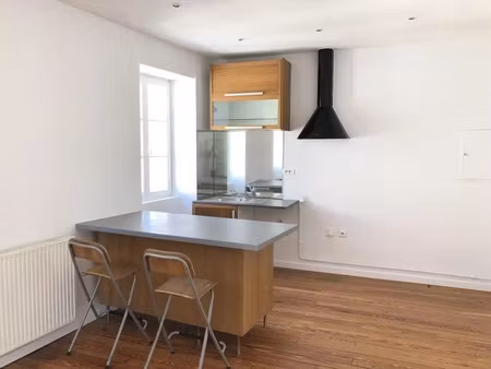 location appartement 2 pièces 37 m² à villefranche-sur-saone (69400)  532 €