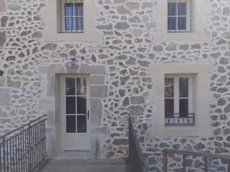 appartement f3 meublé dans mas rénové avec jardin à castelna