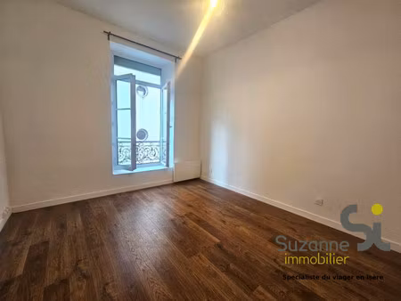 rue des arts  au calme joli t1 de 25.50m²