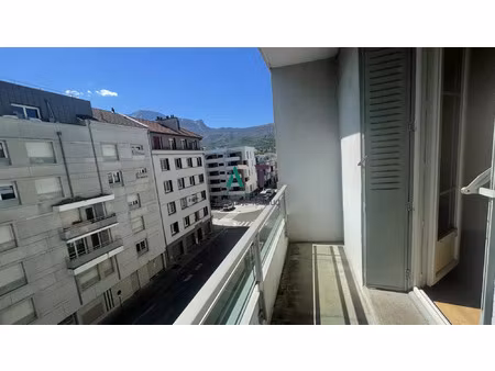 vente appartement 2 pièces 47 m² grenoble (38100)