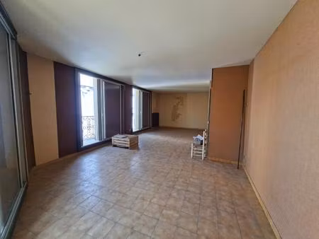 un immeuble 222m2 3 appartements