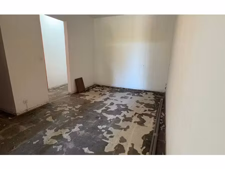 appartement les abymes 48.03 m² t-3 à vendre  75 000 €