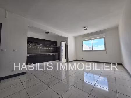 a louer - studio d'environ 31.40 m2 - saint-denis- 595 eur cc