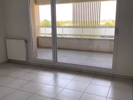 t2 - 161 avenue des etats unis