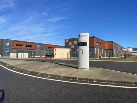 vente local d’activités aoste 38490 194m²