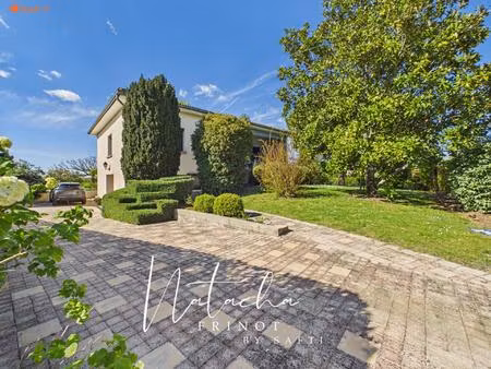 maison de 140m² rénové avec goût – calme