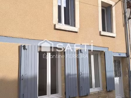 levroux  maison de ville t4 rénovée de 94m² avec cour et jardinet