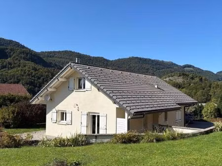 maison familiale  environnement bucolique