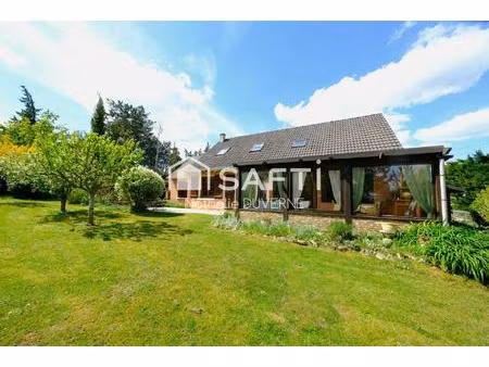 maison 142 m2 - 3 chambres - terrain 1031 m2 - proche écoles  rer c - axes routiers a10