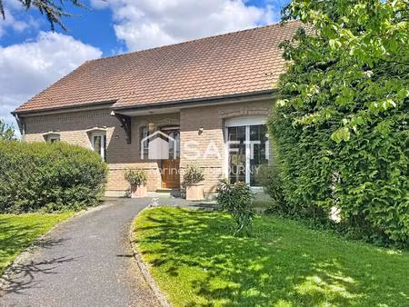 pavillon individuel avec jardin clôt