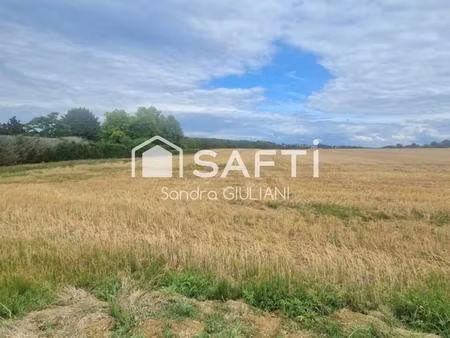 magnifique terrain à bâtir avec vue sur les champs  libre de constructeur !