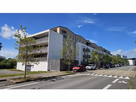 coueron .appartement de type 3 de 65m2 avec loggia de 21 m2