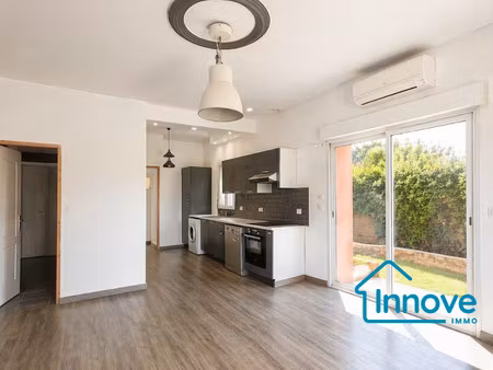 ensemble de 3 appartements vendus loués