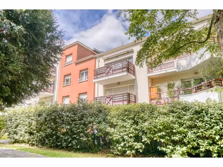 appartement 4 pièces de 71m2 carrez avec balcon et 2 parkings